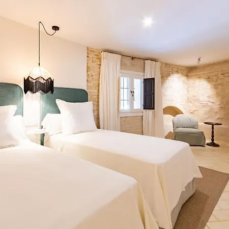 Casa De La Moneda Residence Sevilla Aparthotel *