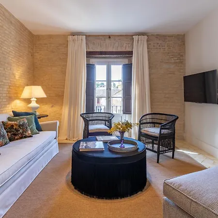 Casa De La Moneda Residence Sevilla Aparthotel *